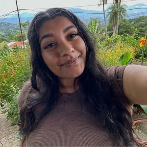 Meet your Posher, Sneha